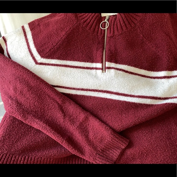 Hollister Red and White Zip-Ip Sweater - Picture 12 of 12